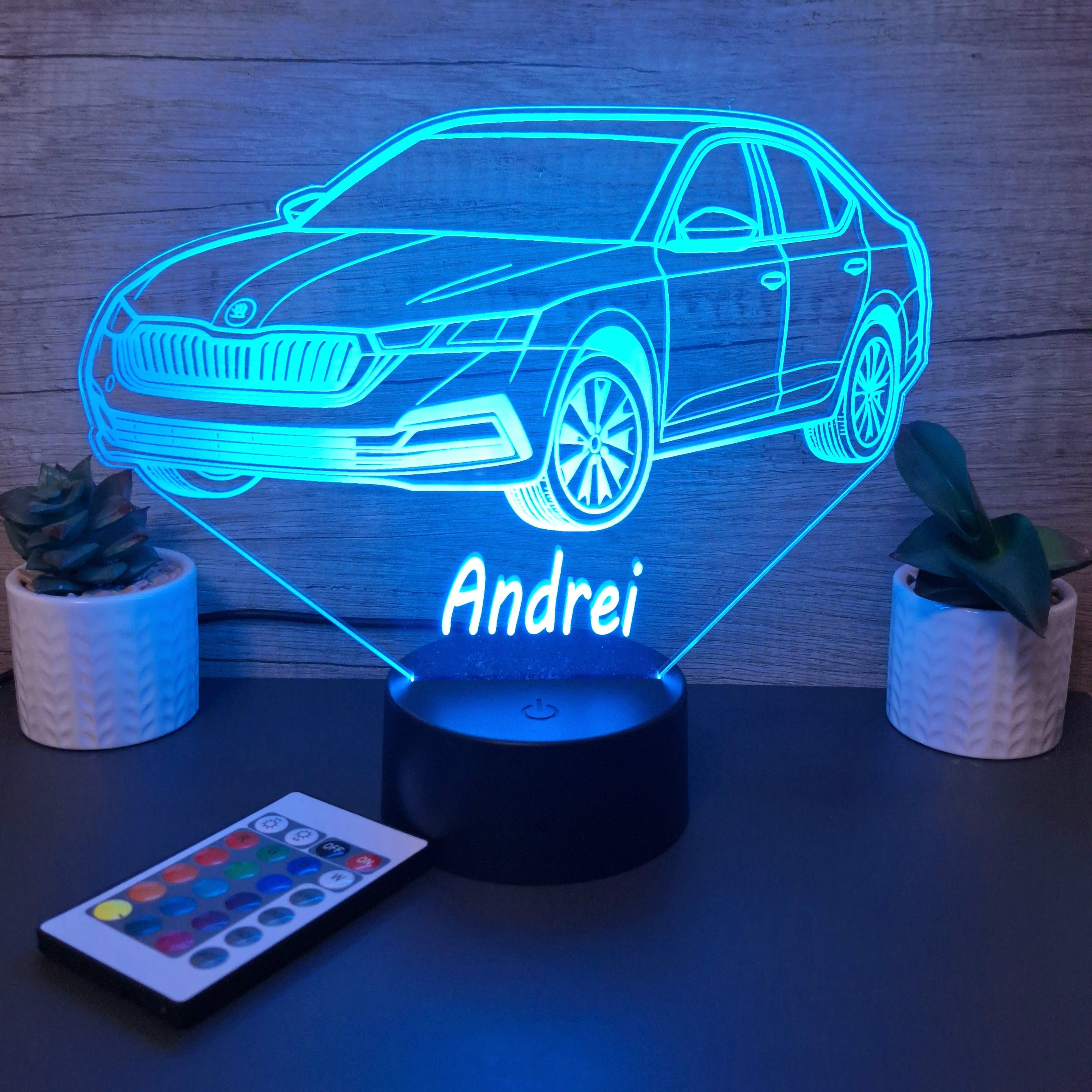 lampa 3d personalizata skoda octavia