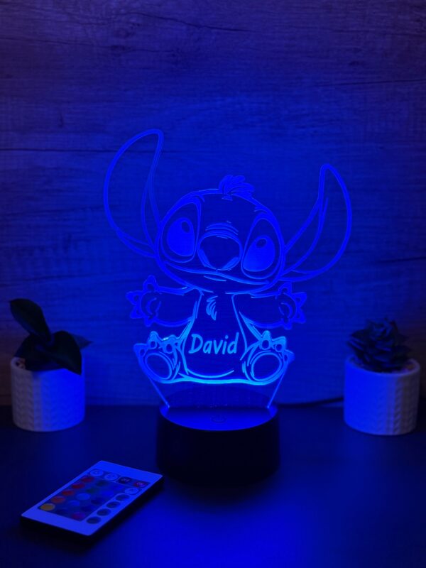 lampa 3d personalizata stitch