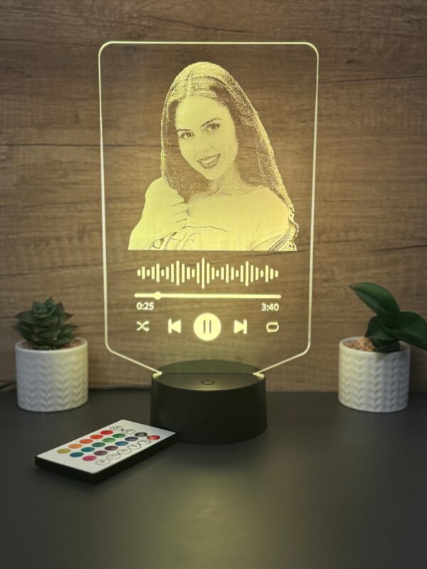 lampa 3d personalizata music player lampa 3d personalizata music player
